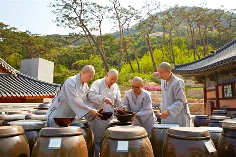 Seongdeok Kralı'nın Budist Keşişlere Yol Göstermesi: Güney Kore'deki İlk Budist Manastırının İnşası ve Silla Krallığı'nın Kültürel Dönüşümüne Etkileri